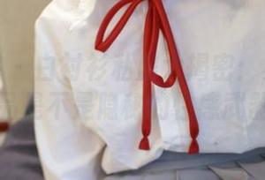 模范学院 – 白衬衫私房大揭密：吴雪瑶的作品是不是隐秘的性感武器？