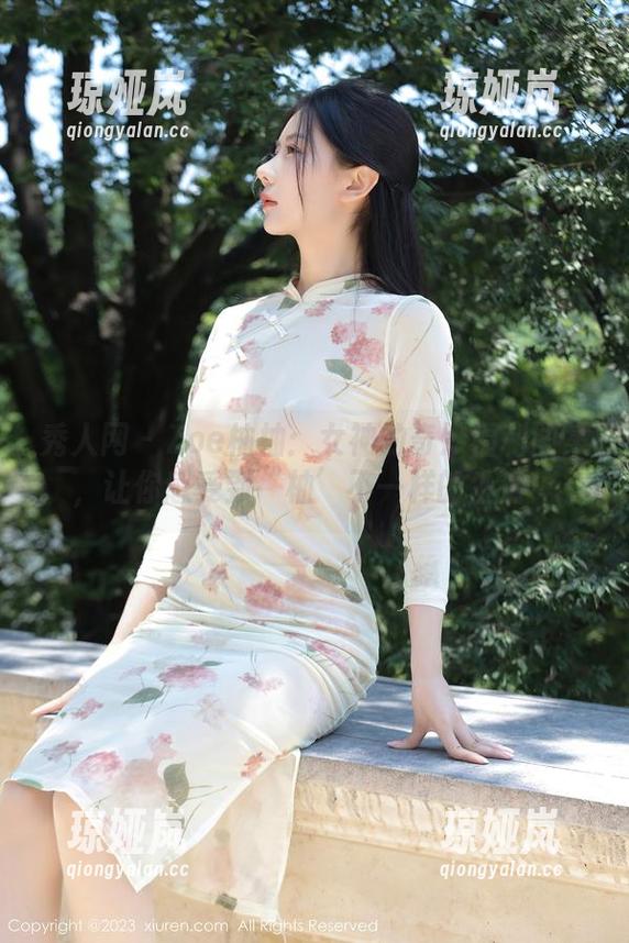 秀人网-Zoe柚柚 秀人网 - Zoe柚柚:女神的奇妙福利图集,让你感受到‘柚’不一样的生活!