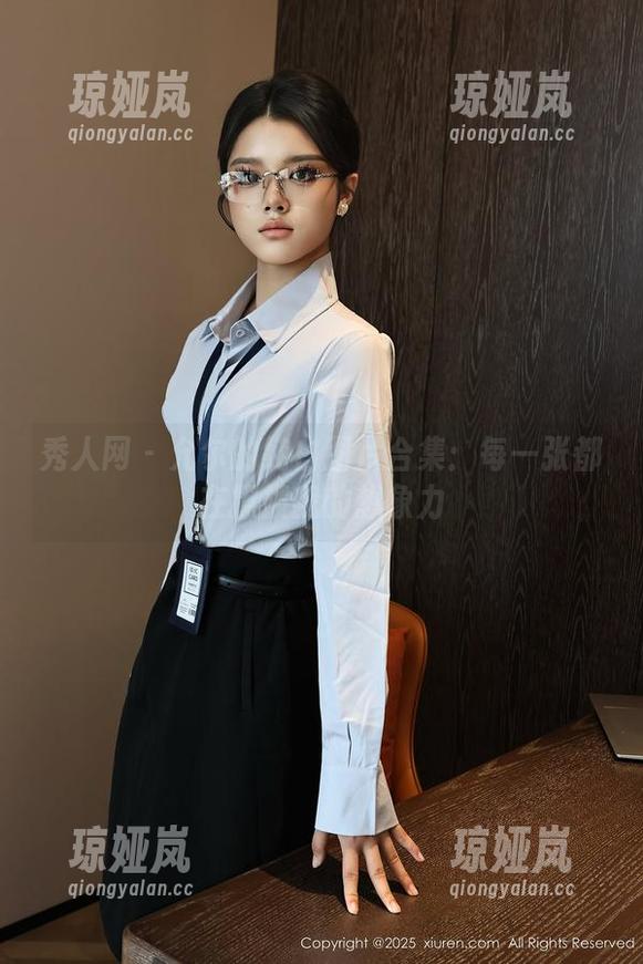 秀人网-允尔 秀人网 - 允尔的纯白图片合集:每一张都在撩拨我的想象力