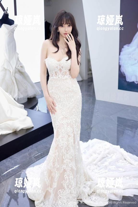 秀人网-徐莉芝Booty 秀人网 - 徐莉芝Booty泳装,原图给我惊喜,更新是什么鬼?!