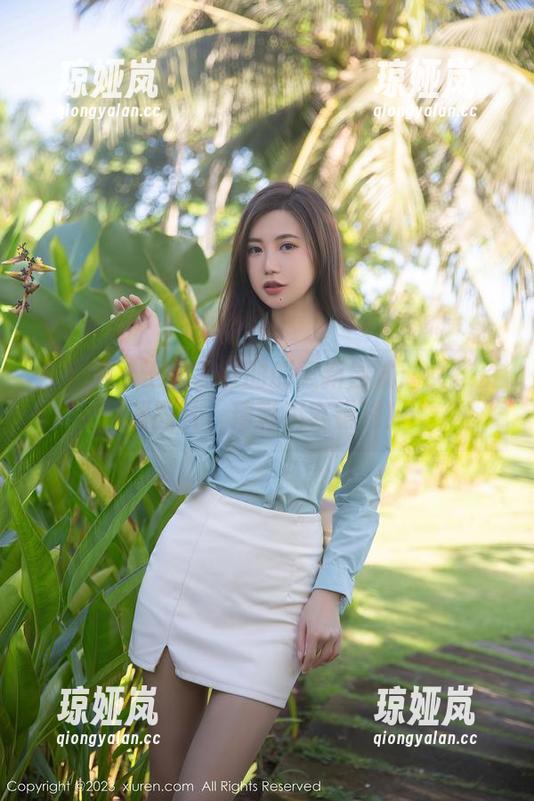 秀人网 - 王俪丁呀的创意新尝试：女孩资源图片，精彩不容错过！