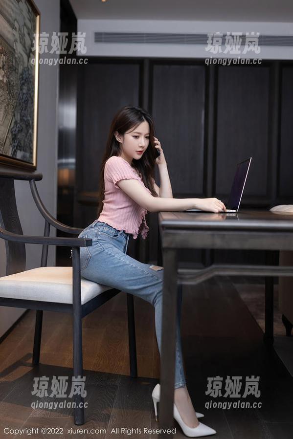 秀人网 - 无圣光少女套图？金小依告诉你，清纯也可以放飞自我