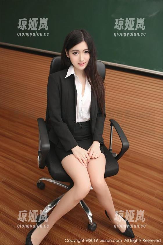 秀人网 - 豹纹的魅力无穷，陈怡曼coco全集让你下载后也想变身！