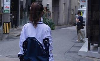 秀人网 – 黄歆苑又发新作了，学妹的写真让我心里痒痒的，分享一下这幸福的烦恼！