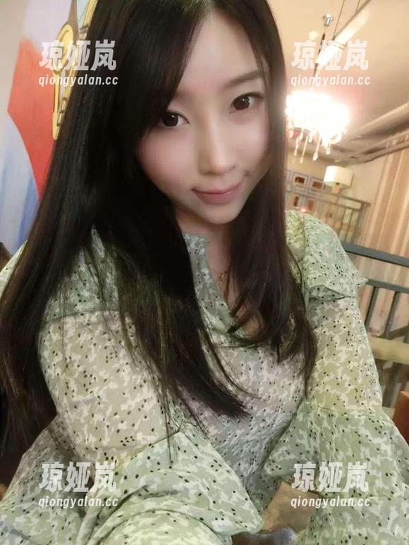 童小芯 微密圈 - 童小芯的浴缸欢乐剧:免费照片,快来围观水花四溅!