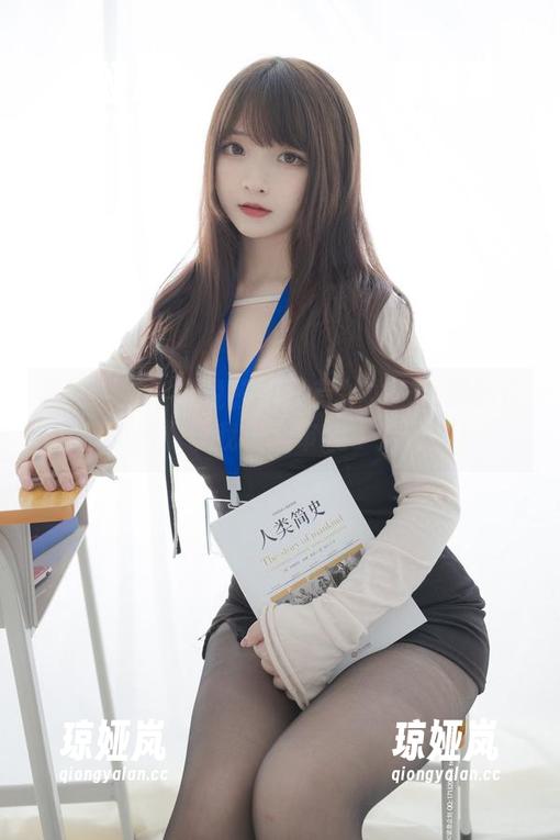 紧急企划-小恩 紧急企划 - 谁说校服没有魅力?小恩的这套图资源让我重新审视了这经典!