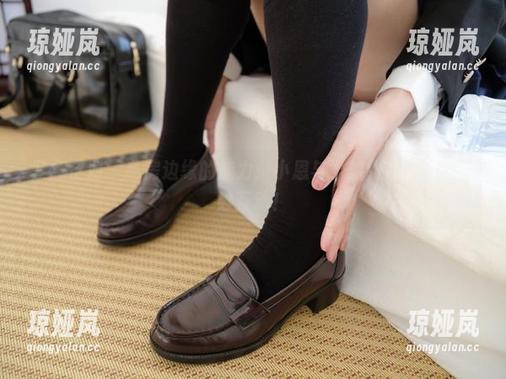 紧急企划-小恩 紧急企划 - 私房边缘的魅力:小恩与学姐作品之间的微妙互动!