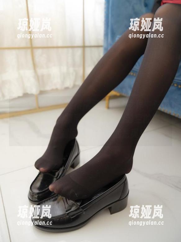 紧急企划-樱樱樱可 紧急企划 - 在樱樱樱可的豹纹世界中流连忘返,免费图集带你体验穿越时空的时尚之旅,别问为什么,就是爽!