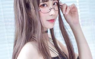 暗黑护士的轻奢风，翎柒菜菜作品更新让你怦然心动！