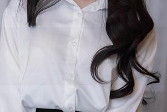 荒井喵喵的新图集分享—樱花汉服让花神们也忍不住想要成为焦点，太可爱了吧！