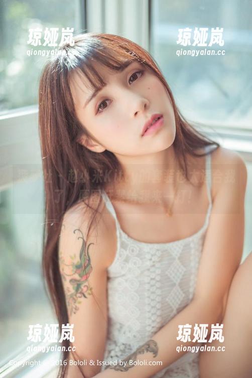 菠萝社-赵小米Kitty 菠萝社 - 赵小米Kitty的套装也太适合我了,原图赶紧给我来一打!