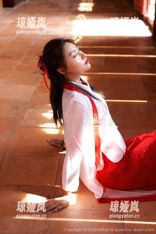 蜜桃社-缇娜美Tinami 蜜桃社 - 不看不知道,一看吓一跳,缇娜美Tinami制服高清合集!
