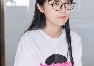 袜啵啵 – 小米在运动鞋里的‘运动’其实就是在线刷剧的姿态，图片不需要太认真