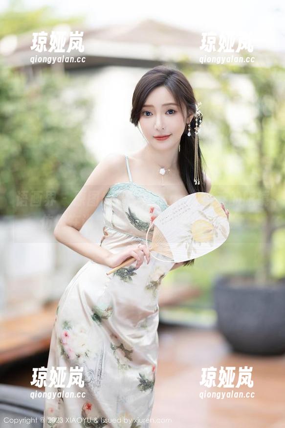 语画界 - 原图欣赏：Dreamy小乔的眼镜仿佛在说，‘我是你心里的壁纸’