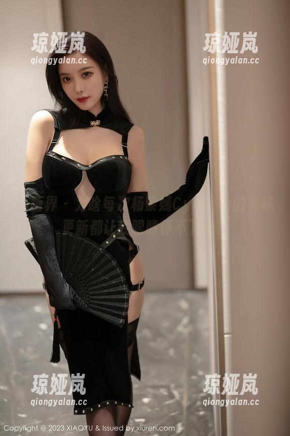 语画界-杨紫嫣Cynthia 语画界 - 为啥每次杨紫嫣Cynthia的棉袜更新都让我眼睛停不下来?