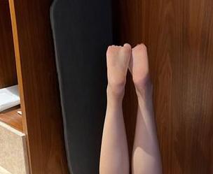 微密圈 – 女神迷人的五姨太与私房之旅：那些未说出口的心事