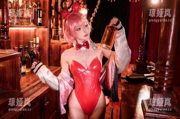 阿包也是兔娘 奇妙的阿包也是兔娘和她的11月舰长-加冕:打开作品集资源,点亮你的灵感