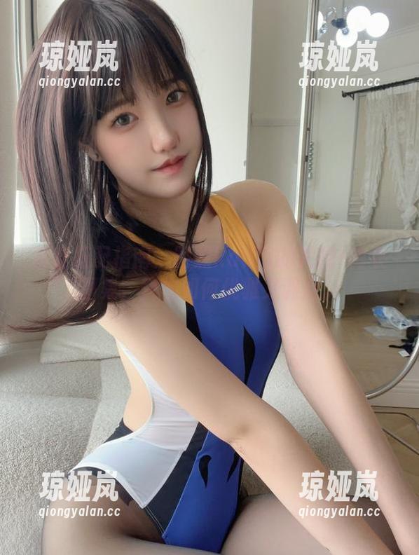阿薰kaOri 全套搭配指南:阿薰kaOri的礼服+内衣图集,教你如何优雅又调皮。