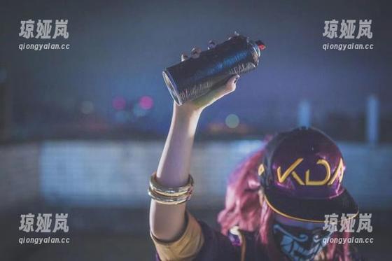 阿薰kaOri 不要再说“平平无奇”,看完阿薰kaOri的圣诞写真合集,你会发现自己的审美都提升了好几个档次!