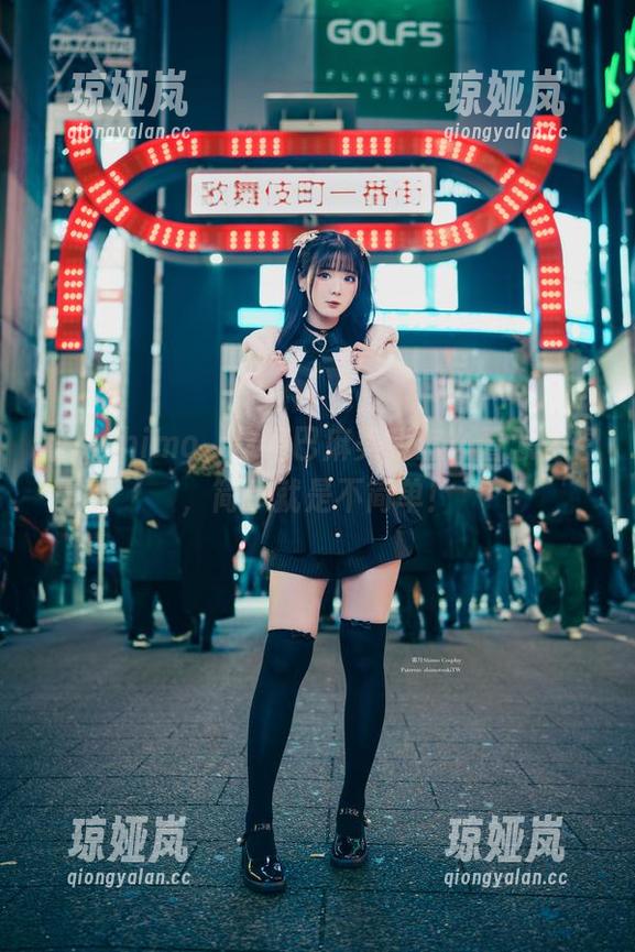 霜月shimo 霜月shimo,这组巴麻美我怎么看怎么想,简单就是不简单!