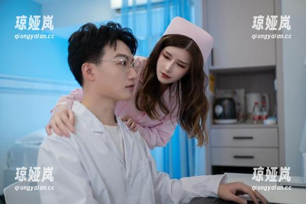 鹿八岁baby，泳衣+无圣光=图片里的小心思，窃喜中
