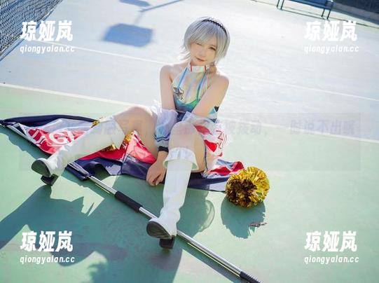 麻花麻花酱制服写真，心里那根弦被拨动，一时说不出哦！